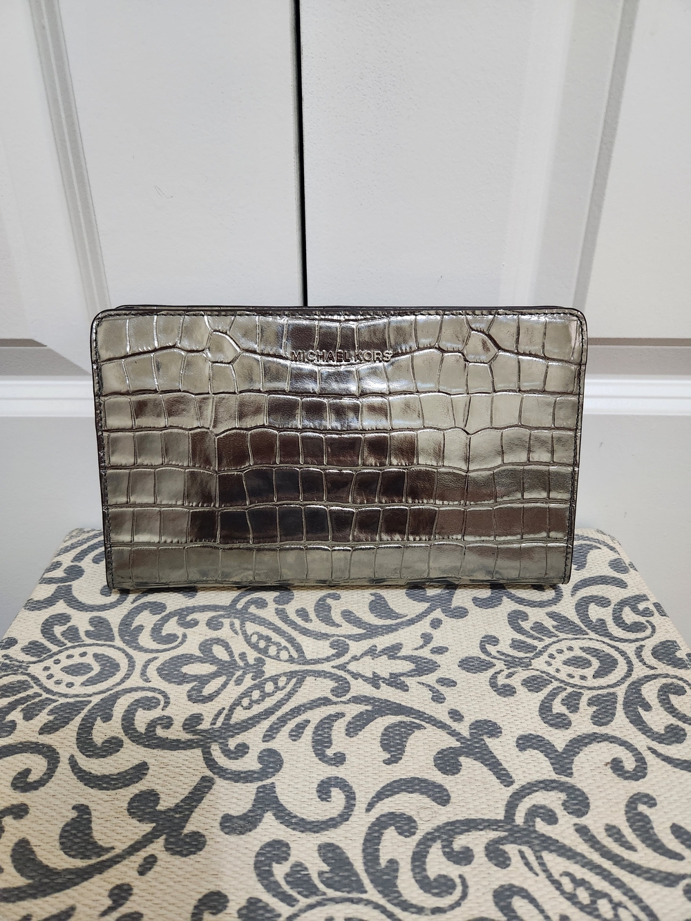 Michael Kors  Silver Metallic Crocodile Embossed Leather Crossbody Bag